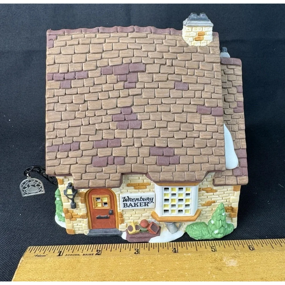 Dept 56 Dickens Heritage Village 